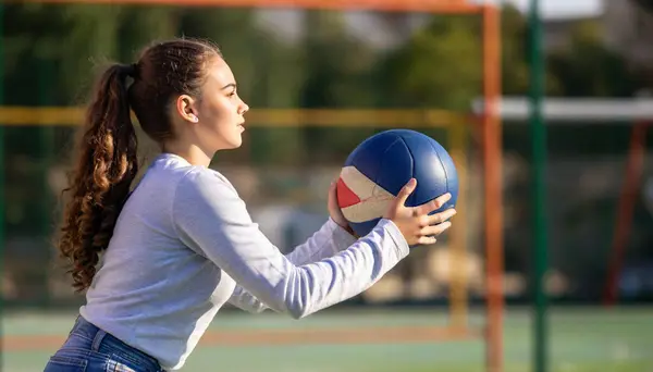 Hướng dẫn nắm vững các kỹ năng bóng rổ cơ bản để bắt đầu đúng cách